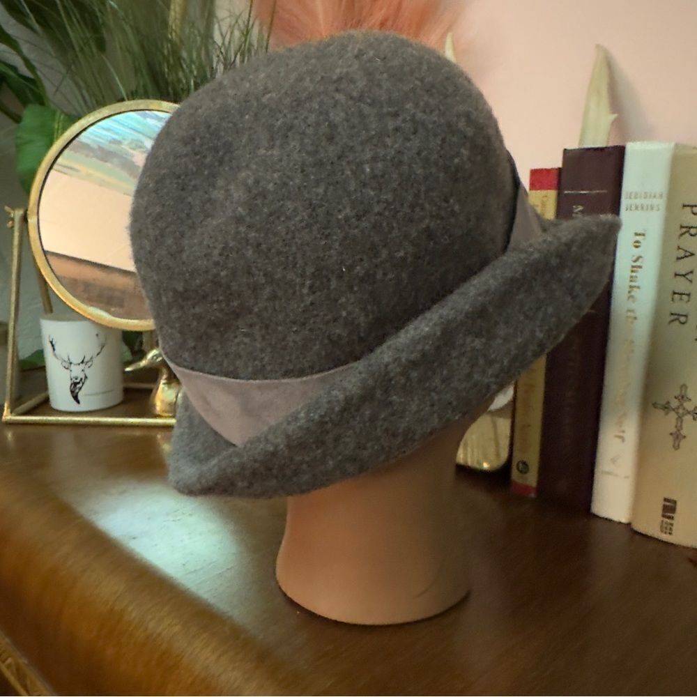 Shihreen grey wool fedora style vintage inspired hat ribbon trim - Picture 6 of 12